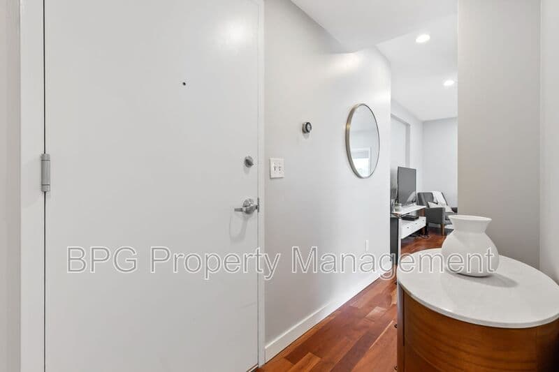 Washington Condo: 2535 13th ST. NW