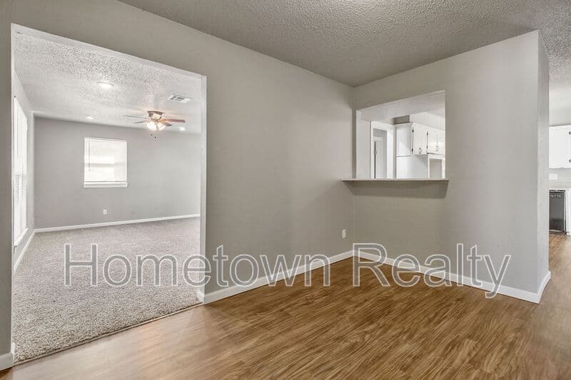 Edmond House: 208 W 5th Street