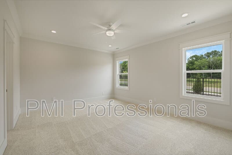 Murfreesboro Townhome: 2035 Grace Johns Circle