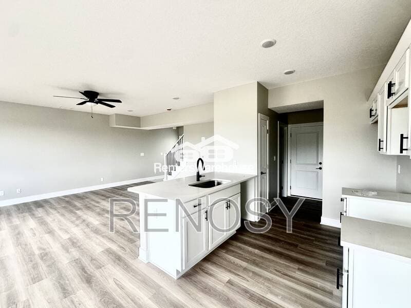 Des Moines Townhome: 7000 Lake Hill Drive
