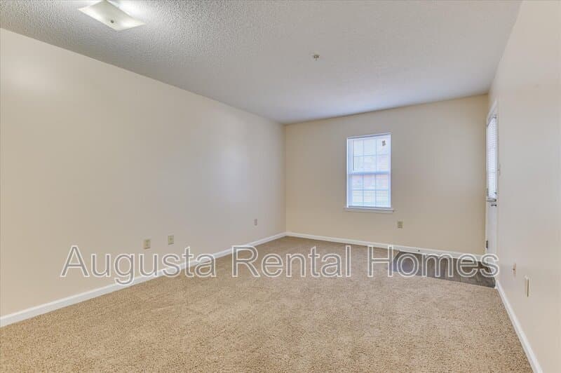 Augusta Condo: 1425 Lee Beard Way Unit 109