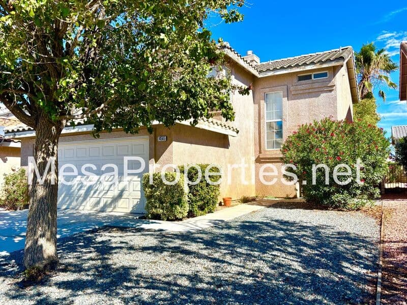 Victorville House: 14565 Windmill Rd