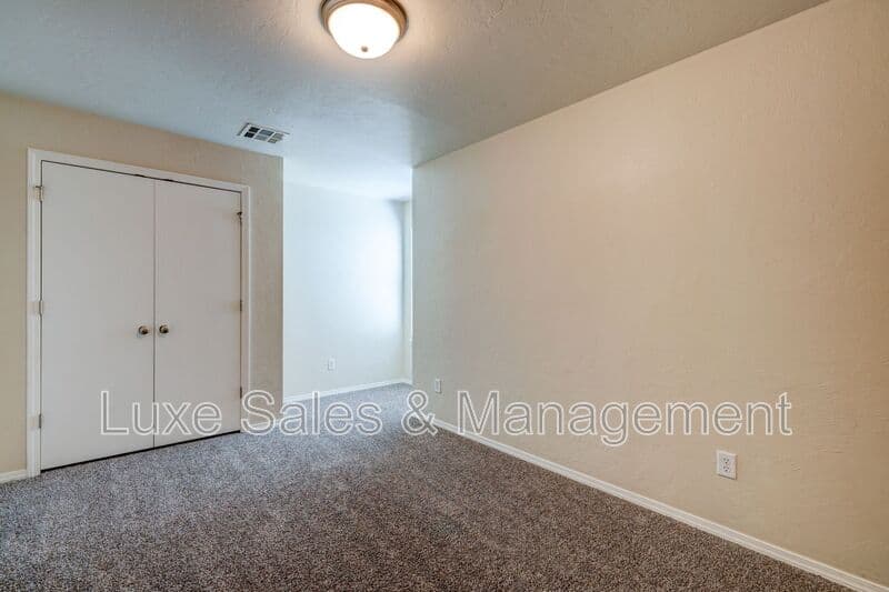 Oklahoma City House: 9604 SW 17th Street