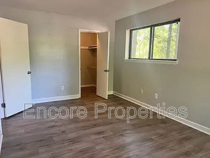 Raleigh Condo: 1299 Schaub Drive