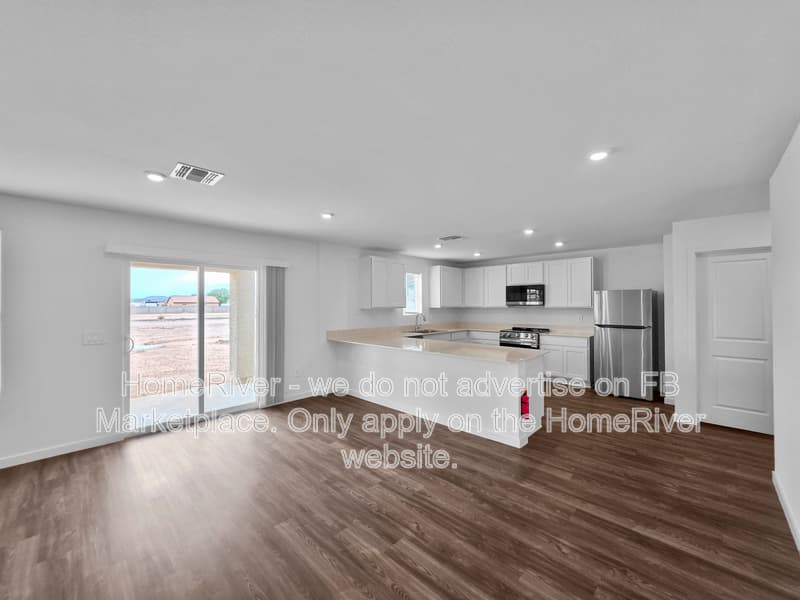 Arizona City House: 13622 S Durango Rd