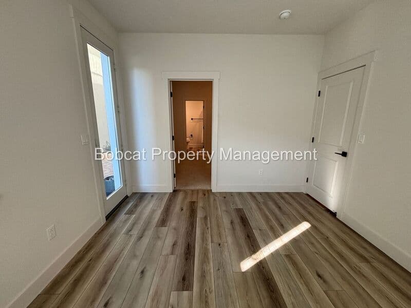 Carson City House: 1128 Grove St