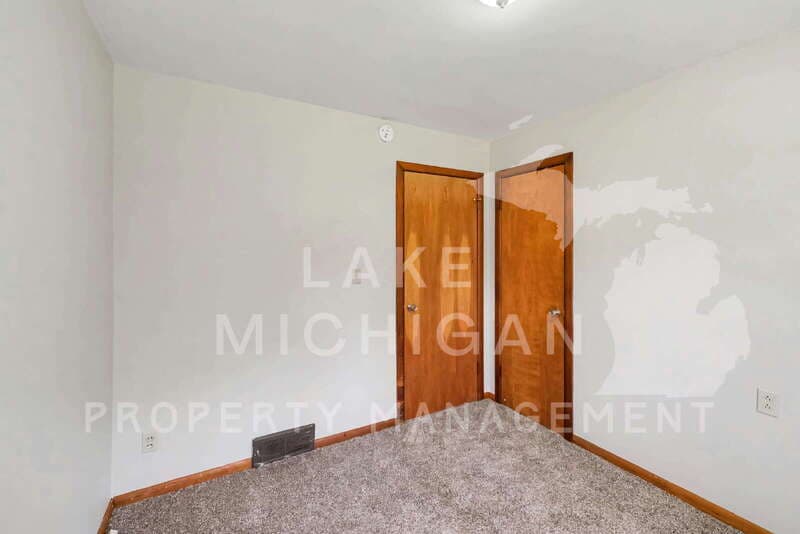 Hudsonville House: 3108 Ottogan Street