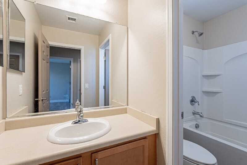 Florence House: 7599 West Springfield Way