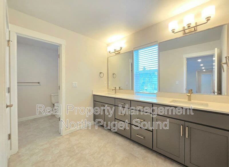 Marysville House: 3200 84th Dr NE