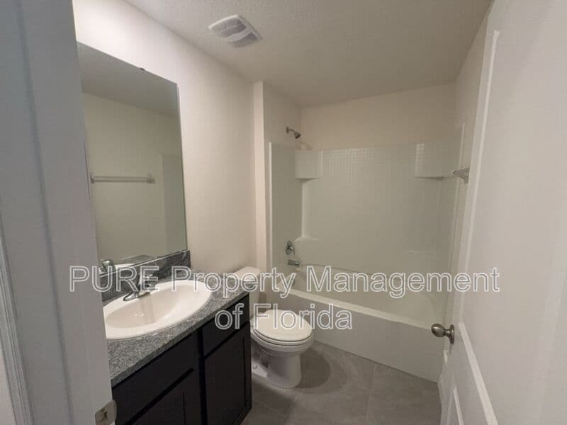 Ocala House: 5527 SW 43rd Ct