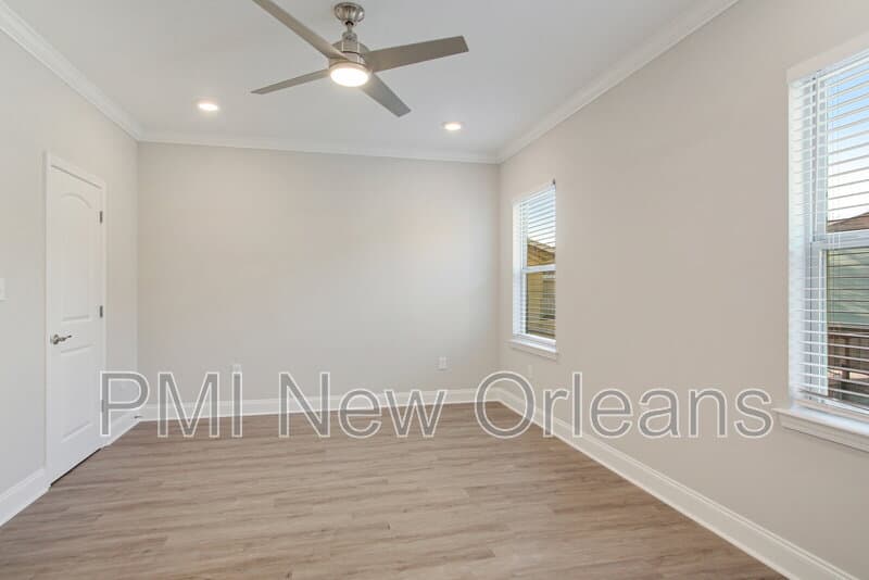 New Orleans Townhome: 2232 Bienville St