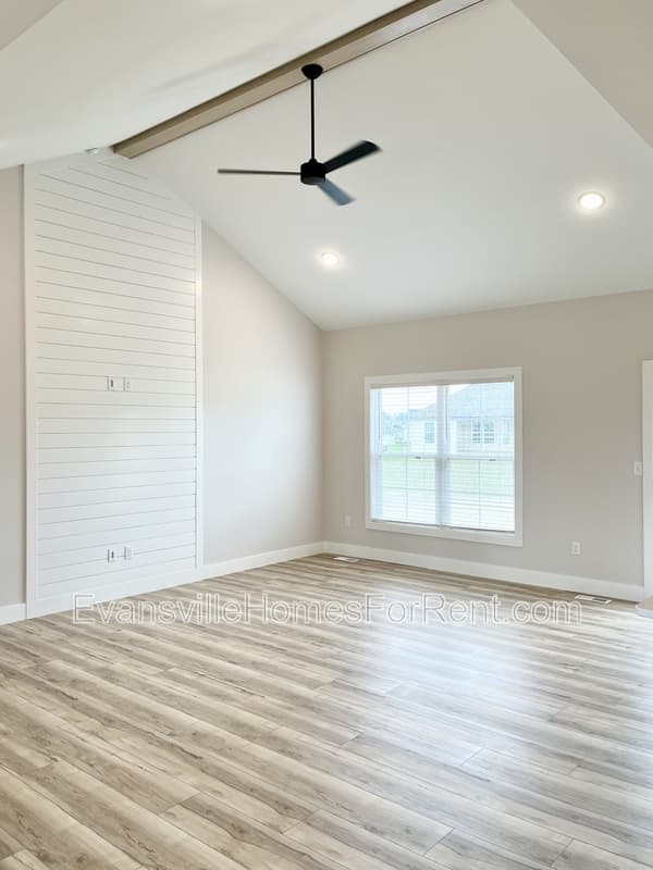 Evansville House: 4300 Chaska Drive