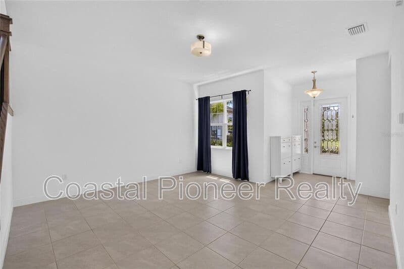 Wesley Chapel House: 31142 Lindentree Dr
