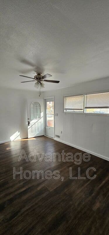 Kansas City House: 7504 E 112th St