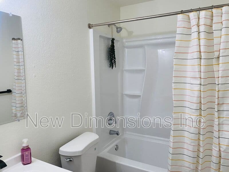 Fallon Condo: 207 North Broadway Street