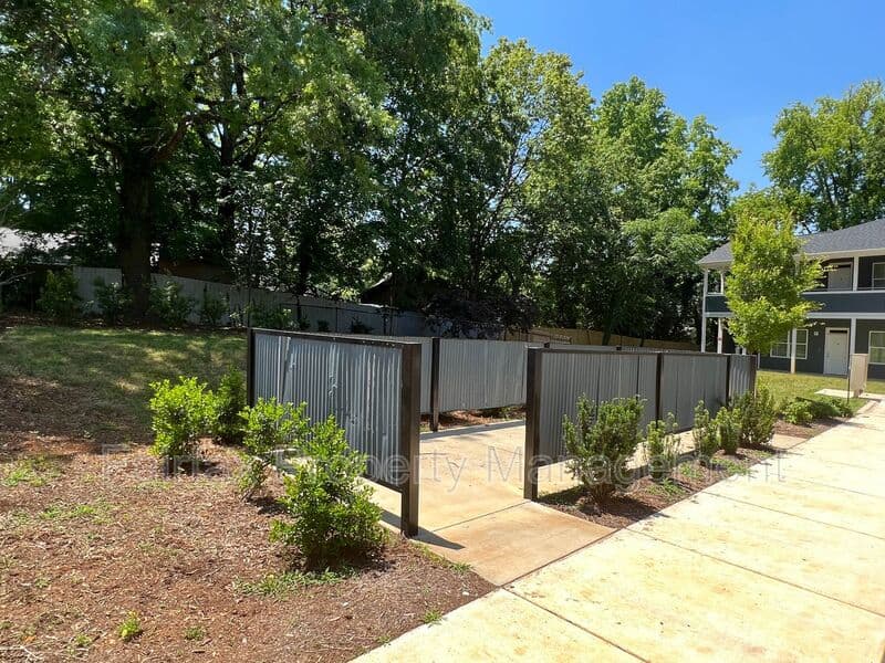Durham Condo: 518 Boone St