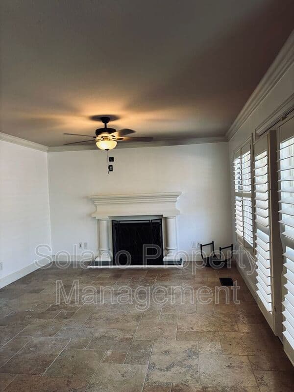 Fairfield House: 3168 Orchard View