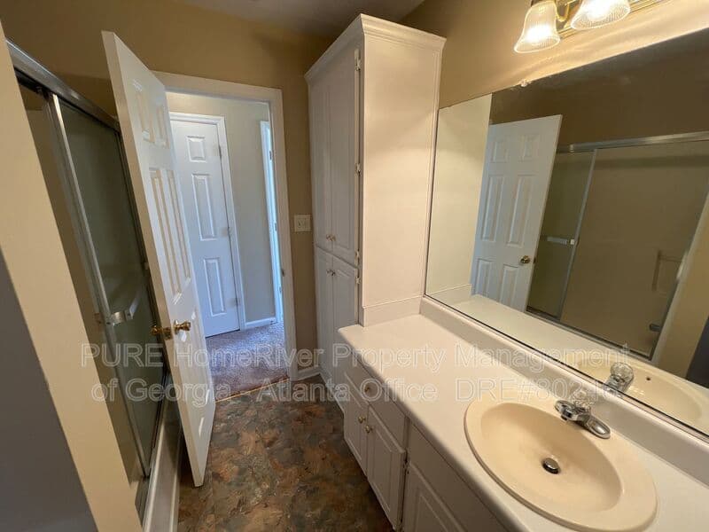 Hephzibah House: 2045 Storey Mill Estate Dr