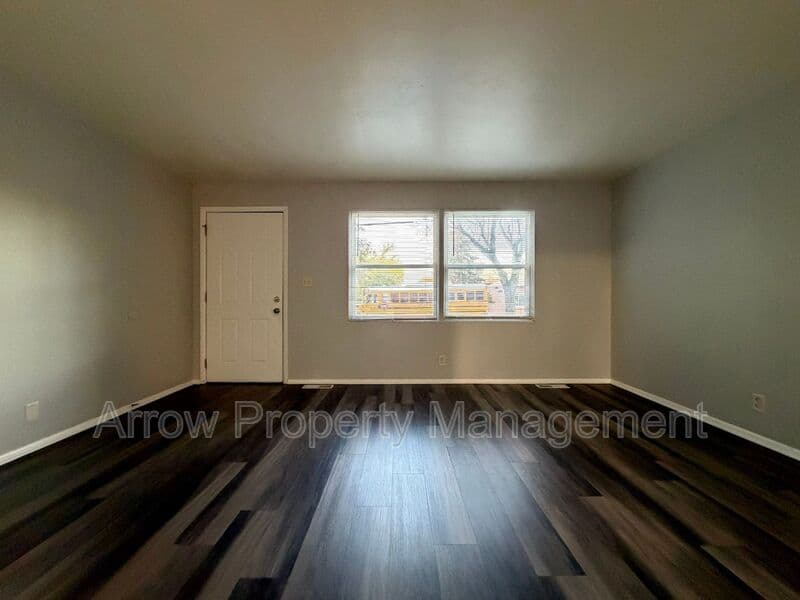 Lincoln Condo: 3800 North 52nd Street