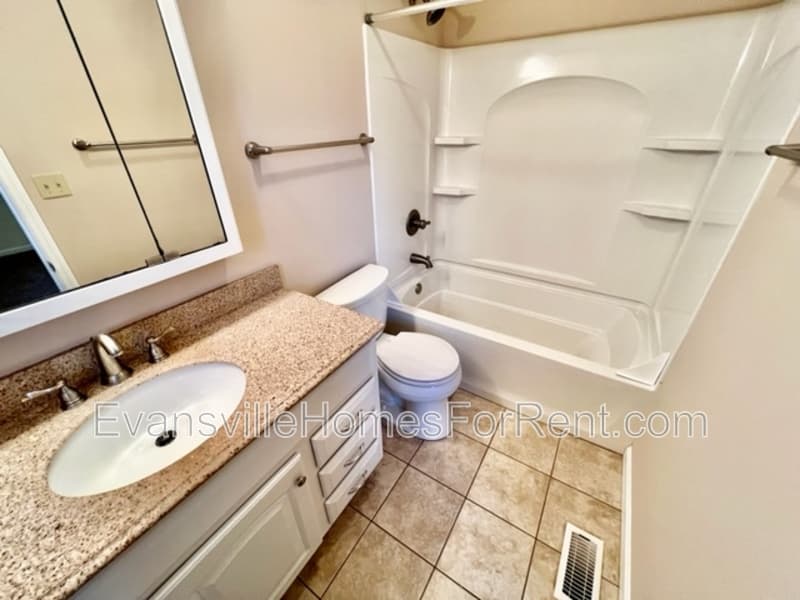 Evansville House: 4210 Keck Ave