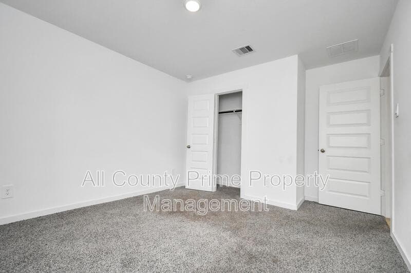 Katy House: 29935 Gallatin River Ln.