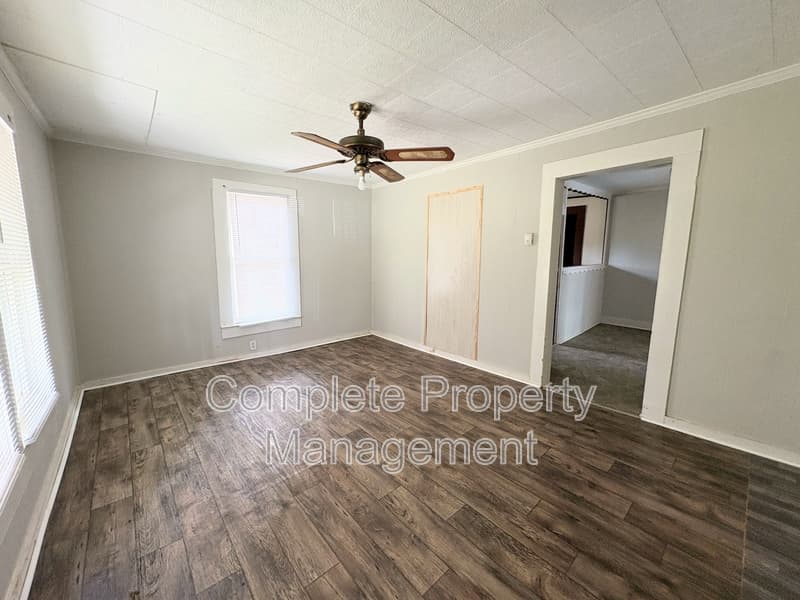Bessemer House: 1015 11th Street North