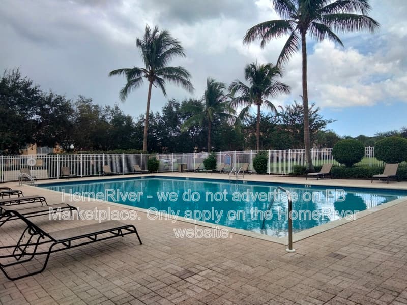 Port Saint Lucie House: 201 SW Palm Dr