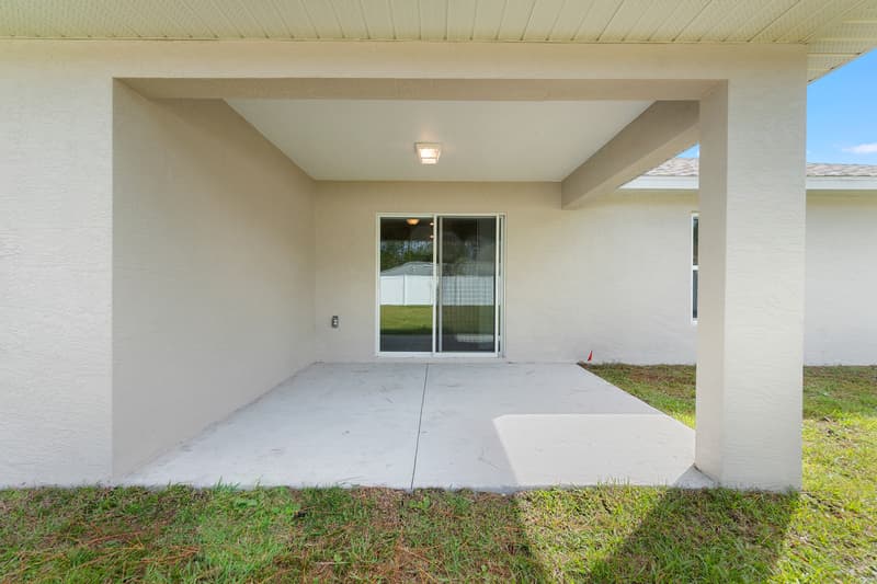 Palm Coast House: 23 Ryding Lane