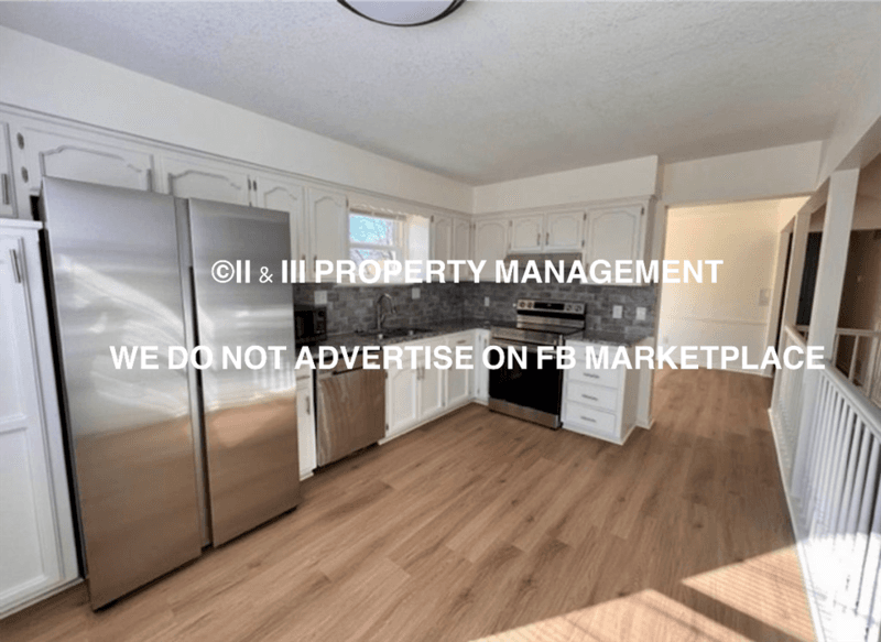 Olathe House: 15122 S Blackfoot Dr