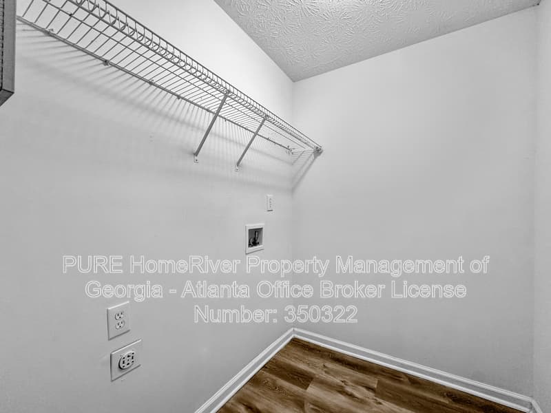 Fayetteville House: 130 Hibiscus Trl