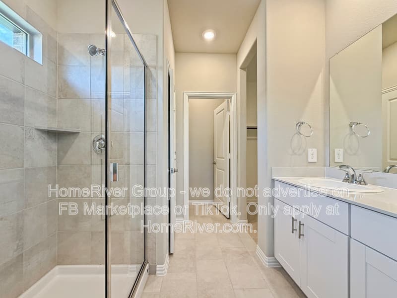 Mckinney House: 412 Dorothy Dr