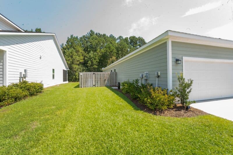 Richmond Hill House: 66 Rimmon Ct