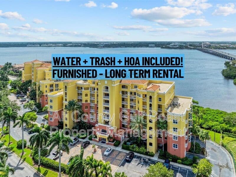 Palmetto House: 611 Riviera Dunes Way