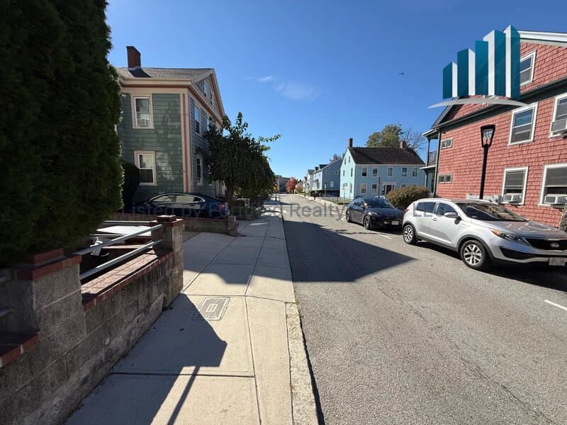 Fall River Condo: 219 Purchase St