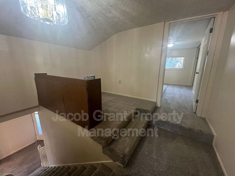 Idaho Falls House: 1298 Idaho Ave