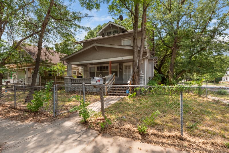 Wichita House: 257 North Erie Avenue