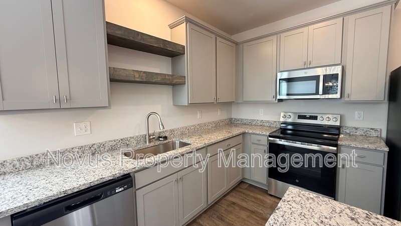 Temple Townhome: 241 Ivey Terrace