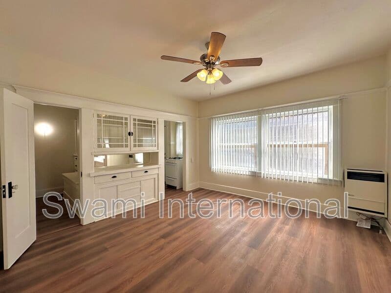 Long Beach Condo: 530 Chestnut Avenue