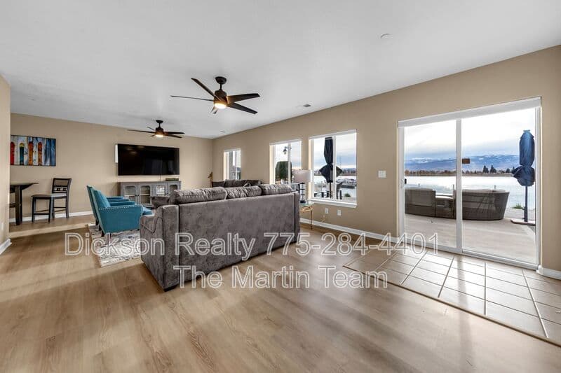 Sparks House: 1165 Harbour Cove Court