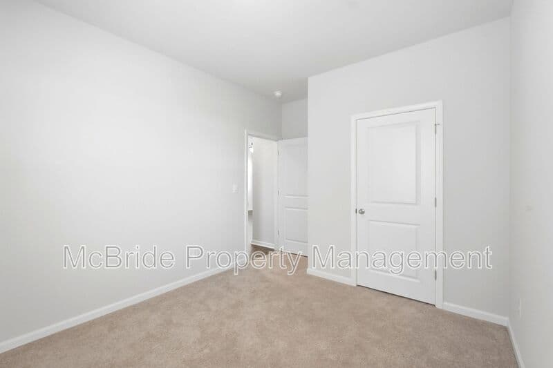 Aiken House: 6036 Beadlow Street