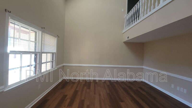 Huntsville House: 1021 Sandy Springs Rd NW