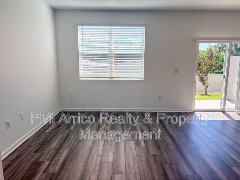 Gibsonton Townhome: 6371 Kay Morgan Lane