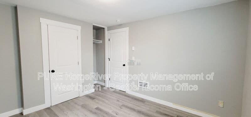 Tacoma Condo: 3216 E Roosevelt Ave