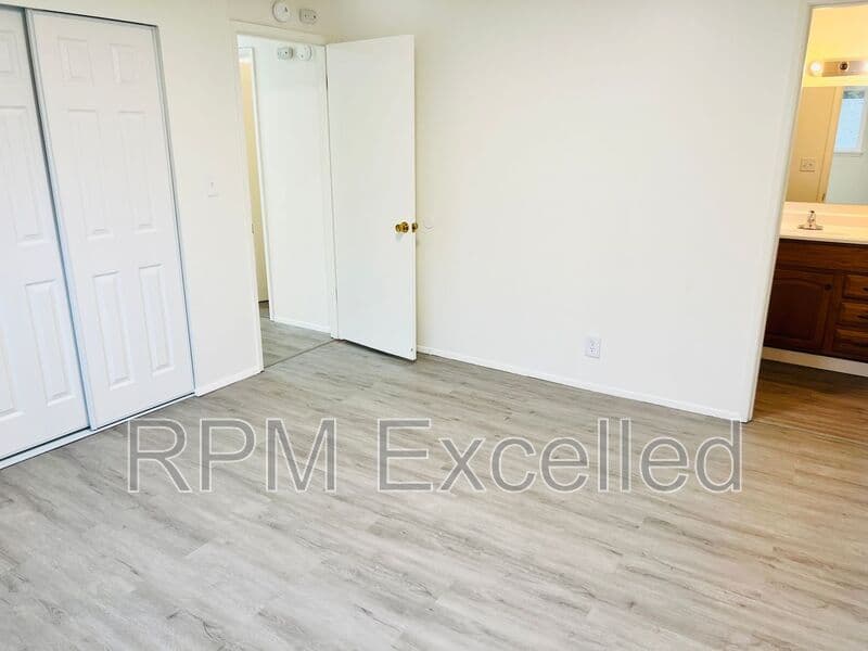 Federal Way Condo: 2500 S 286th Pl