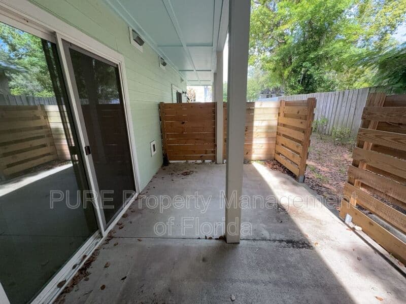 Ocala House: 318 NE 7 Terrace
