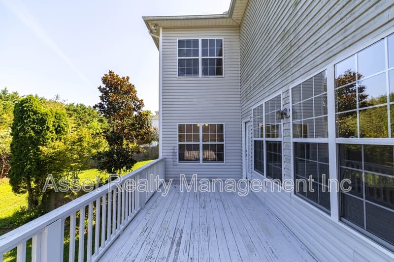 Knoxville House: 1217 Dreamview Lane