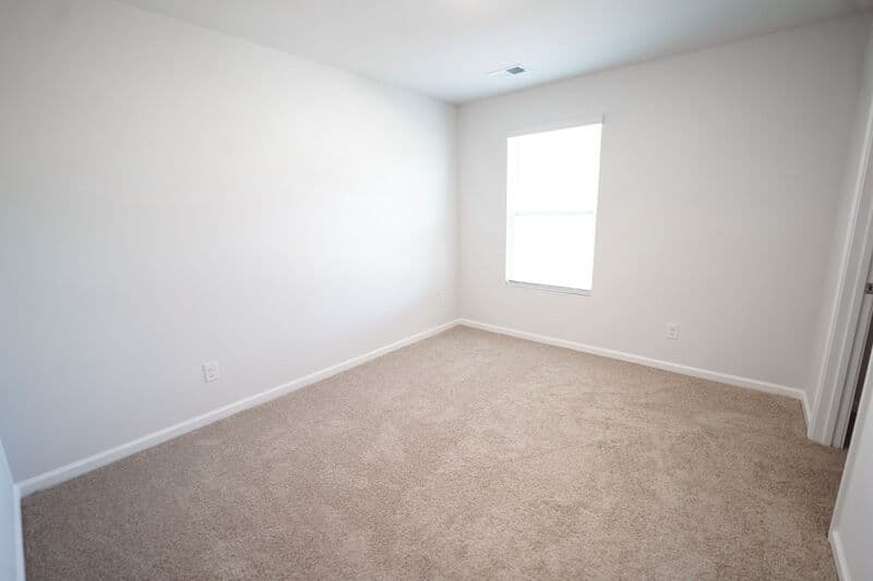 Savannah House: 112 Red Admiral Ln