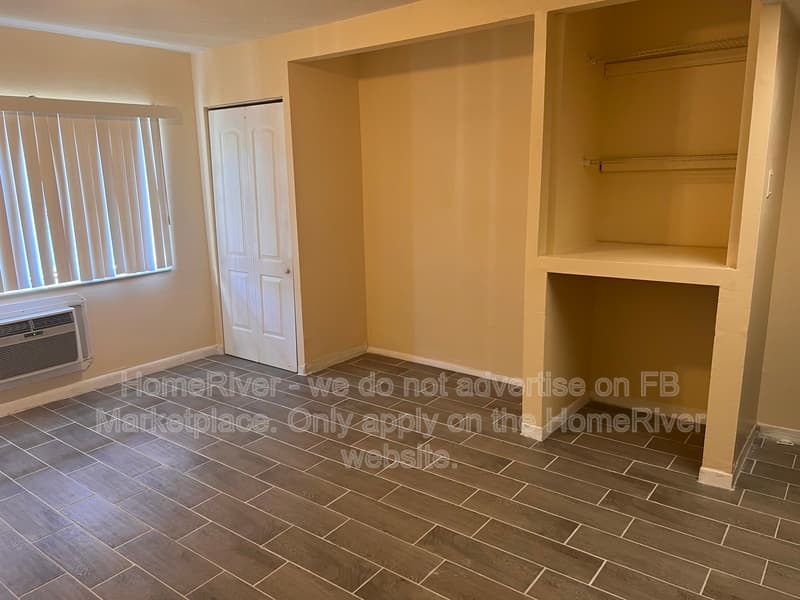 Tampa Condo: 1256 E 113th Ave