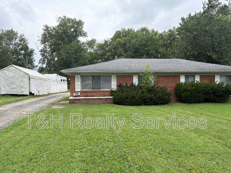 Indianapolis Condo: 5050 Hardegan Street