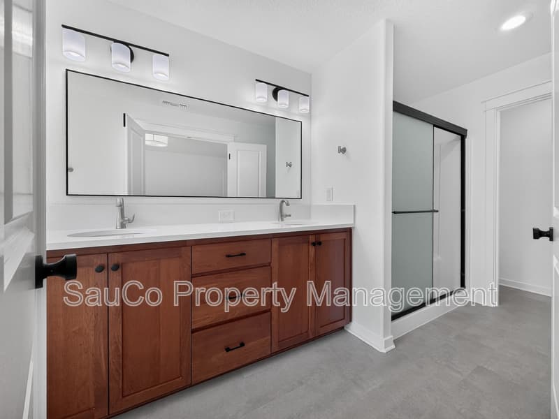 Beaverton Townhome: 11971 Southwest Horizon Boulevard